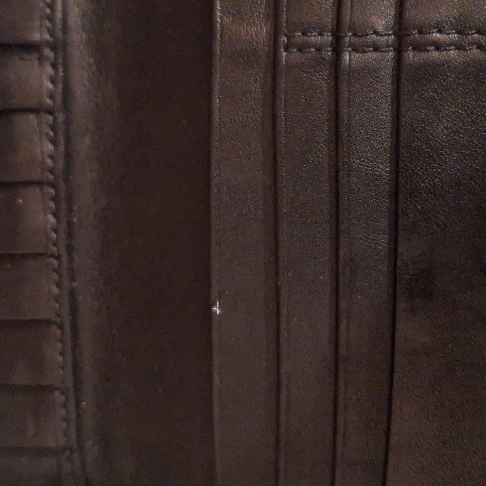 Chic Black And Gray Patterned Wallet - image 3